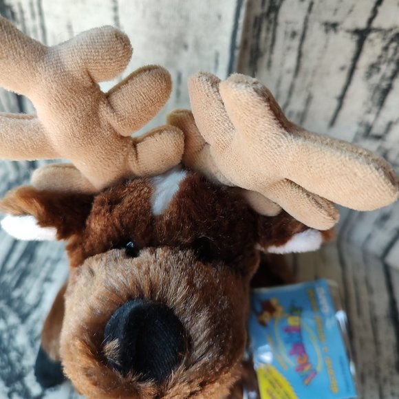 Ganz Webkinz reindeer HM137 not sure on the code - Picture 2 of 11